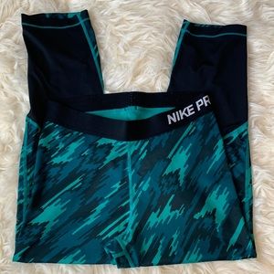 Nike pro leggings
